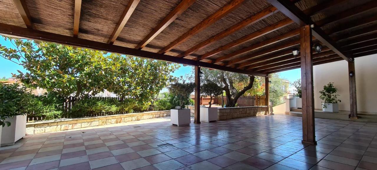 Bed And Breakfast La Terrazza Cisternino Exterior foto