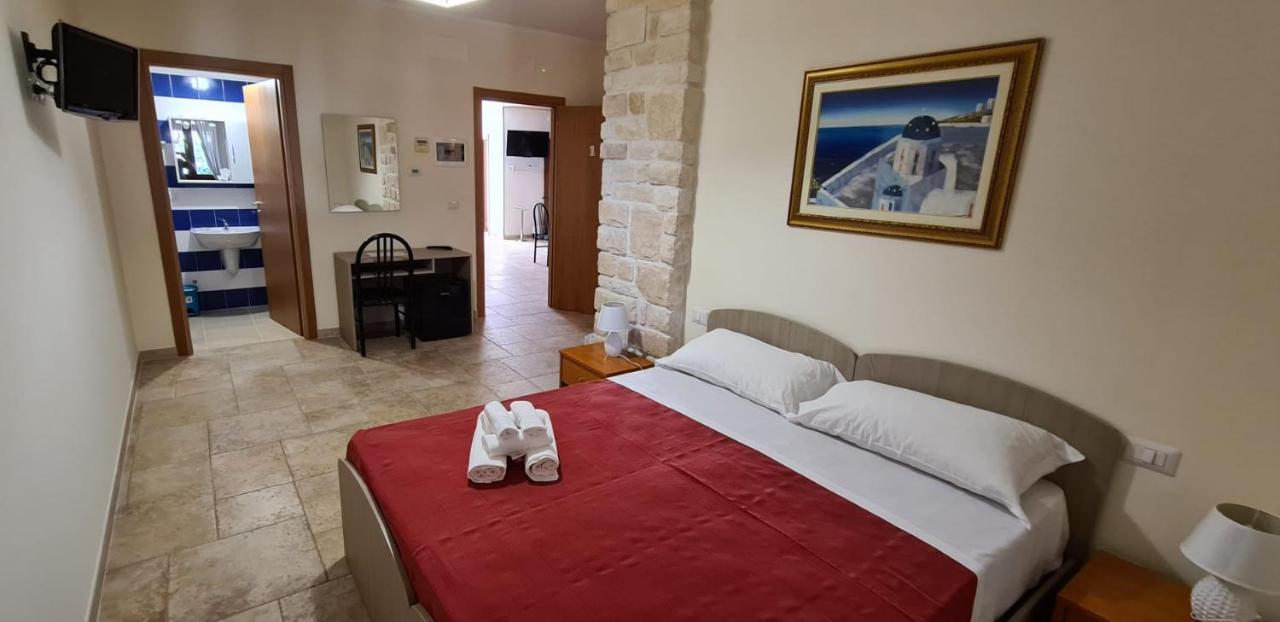 Bed And Breakfast La Terrazza Cisternino Exterior foto