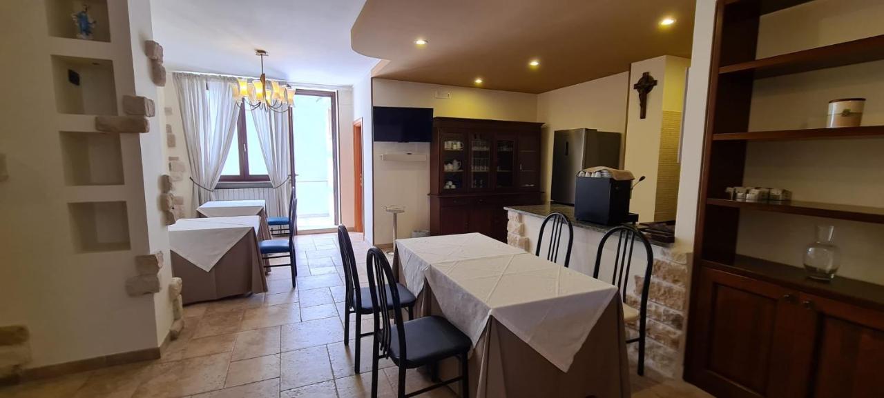 Bed And Breakfast La Terrazza Cisternino Exterior foto